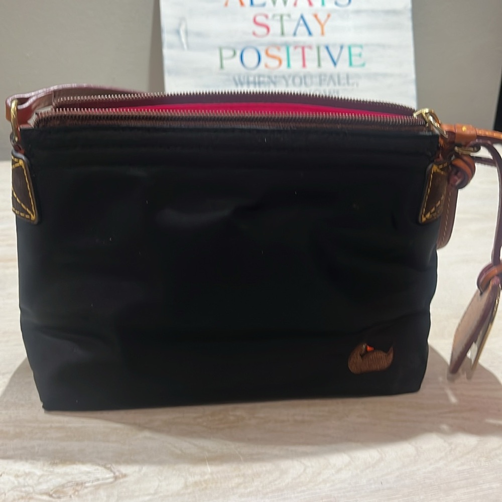 Dooney & Bourke black mini bag - Picture 2 of 7